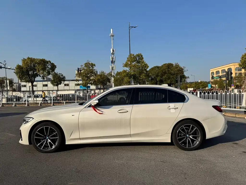 BMW 3 Series — фото 10