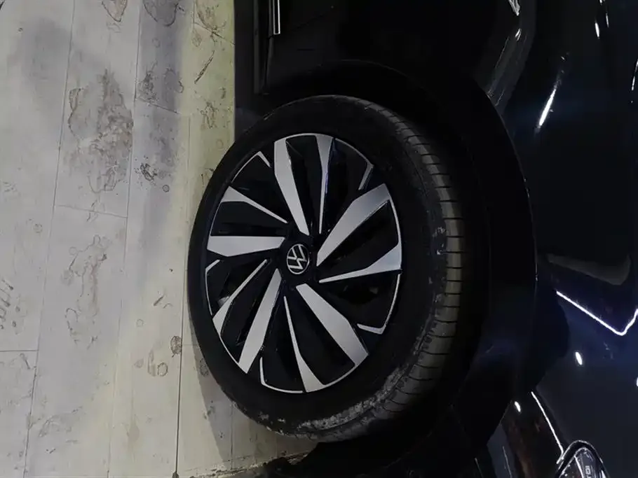 Volkswagen Passat — фото 4
