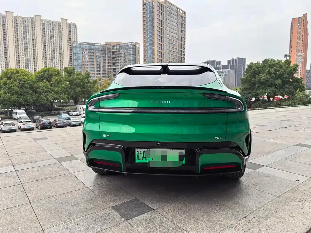 Xiaomi YU7 — фото 2