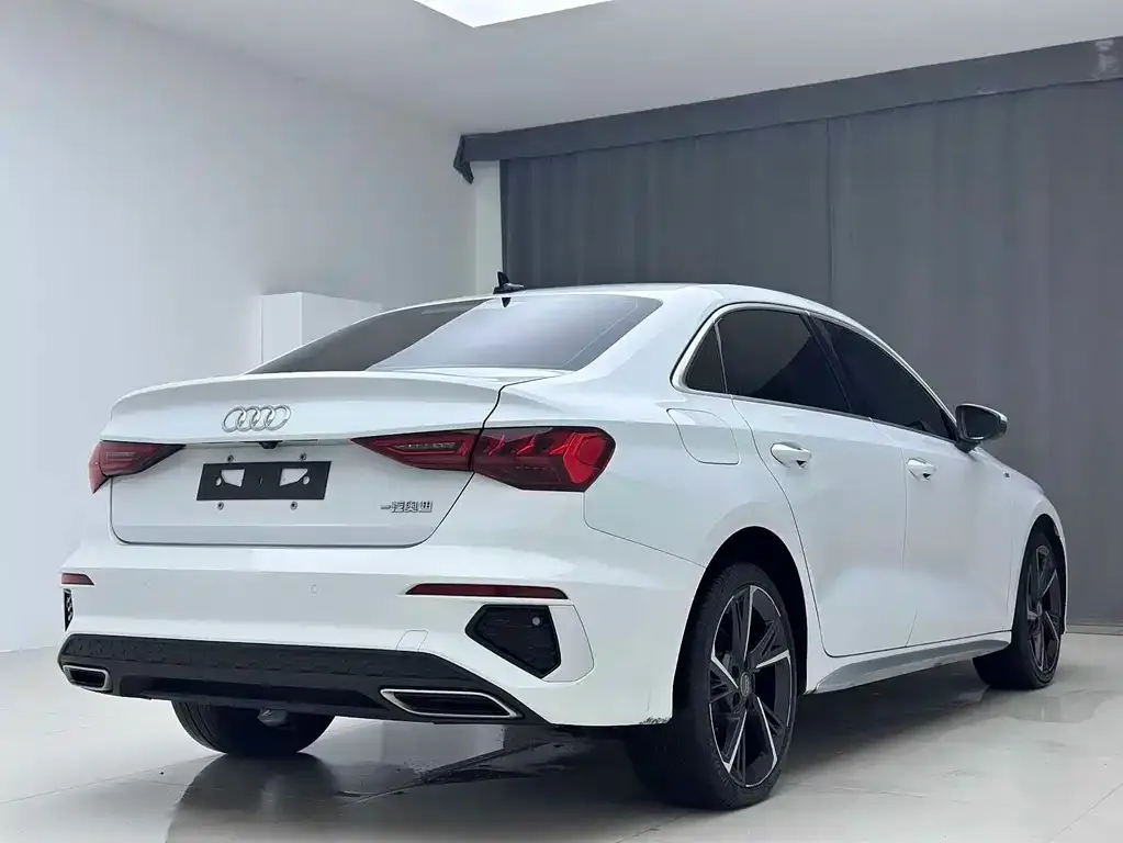 Audi A3 — фото 8