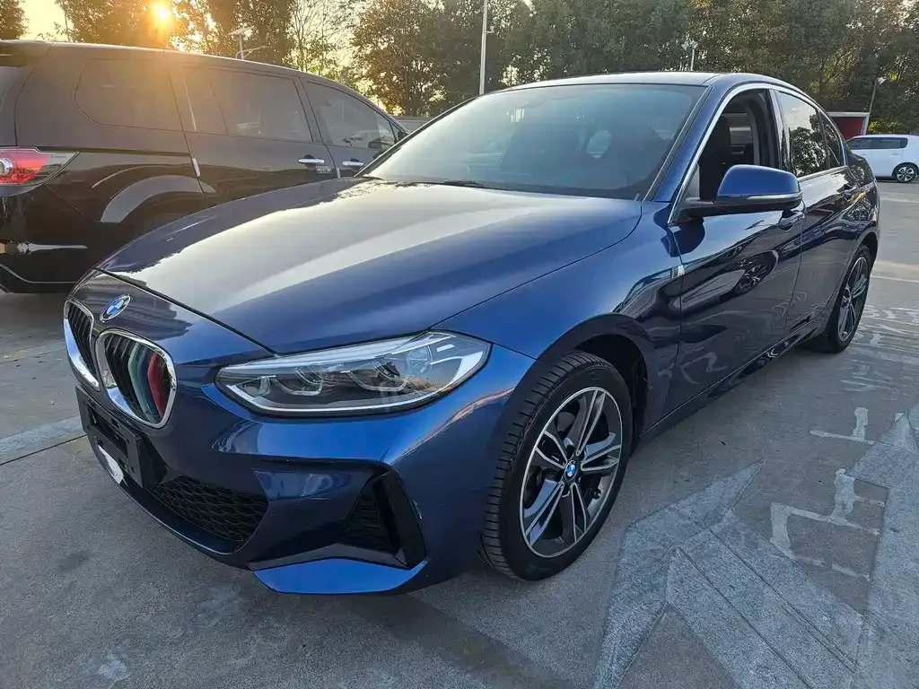 BMW 1 Series — фото 1
