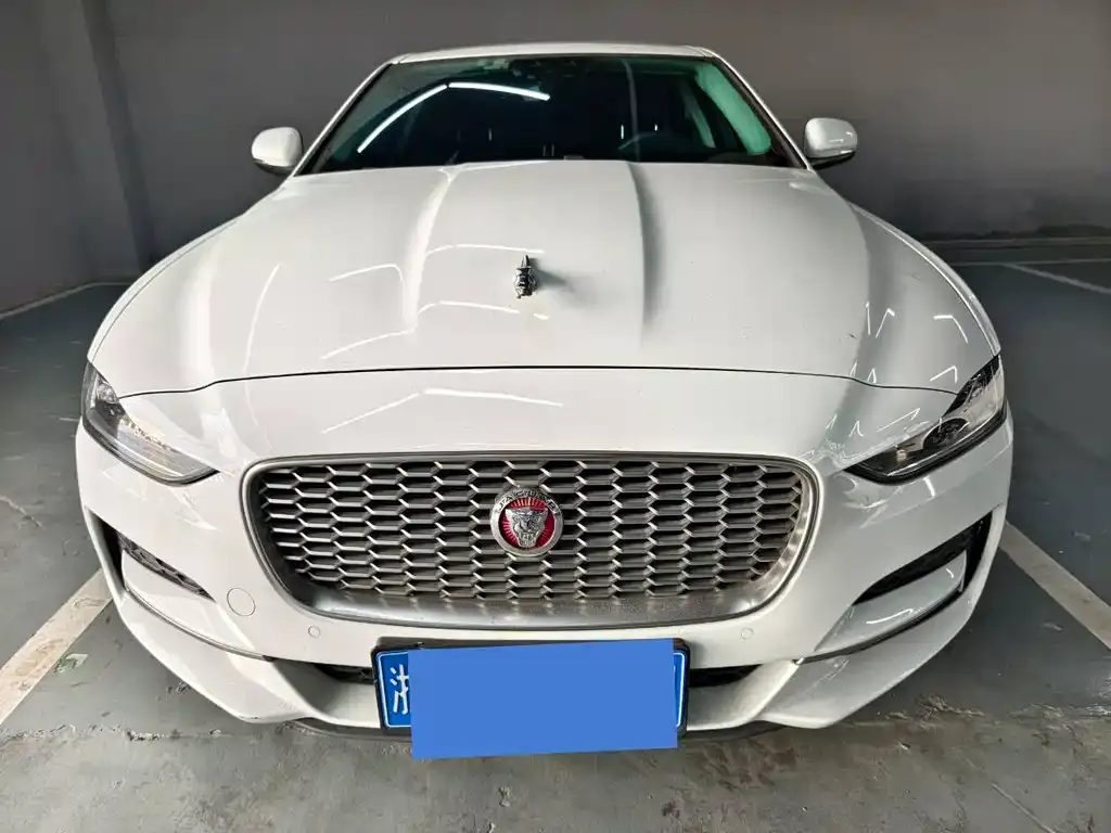 Jaguar XEL — фото 4