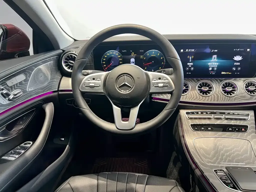 Mercedes-Benz CLS — фото 9