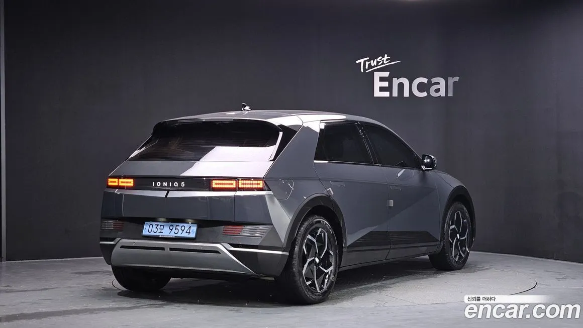 Hyundai Ioniq5 — фото 2