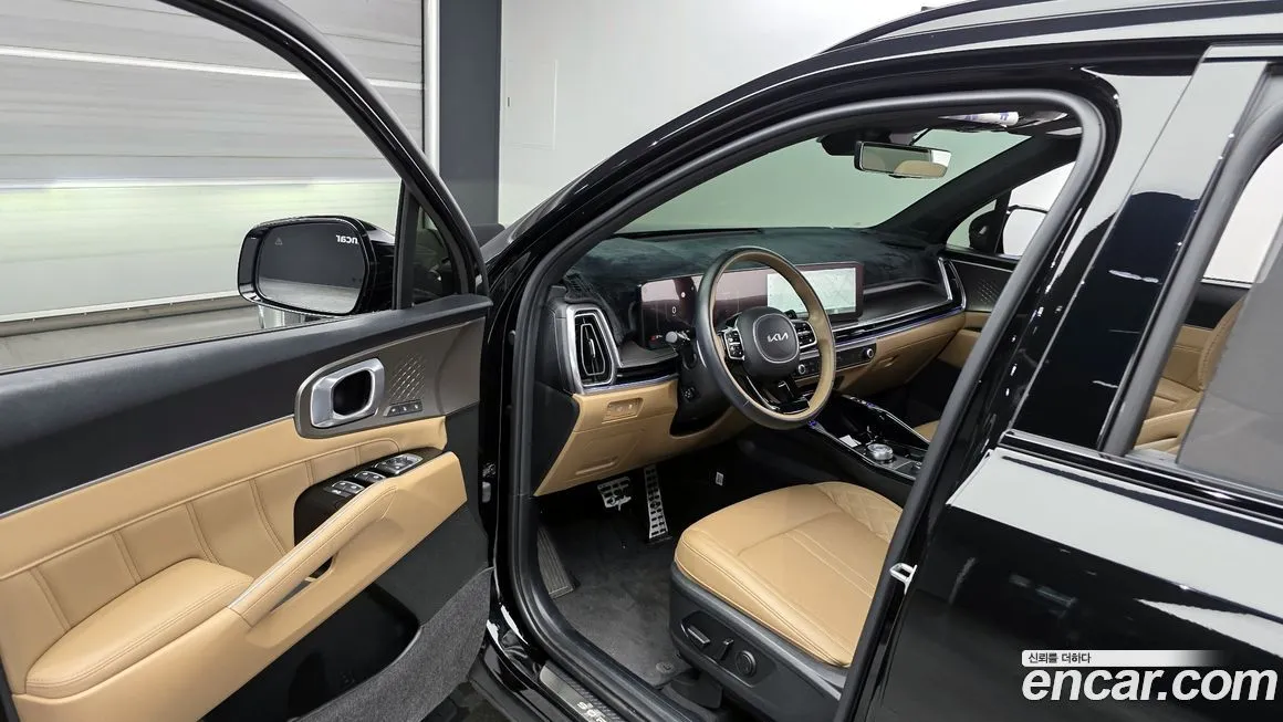Kia Sorento — фото 6