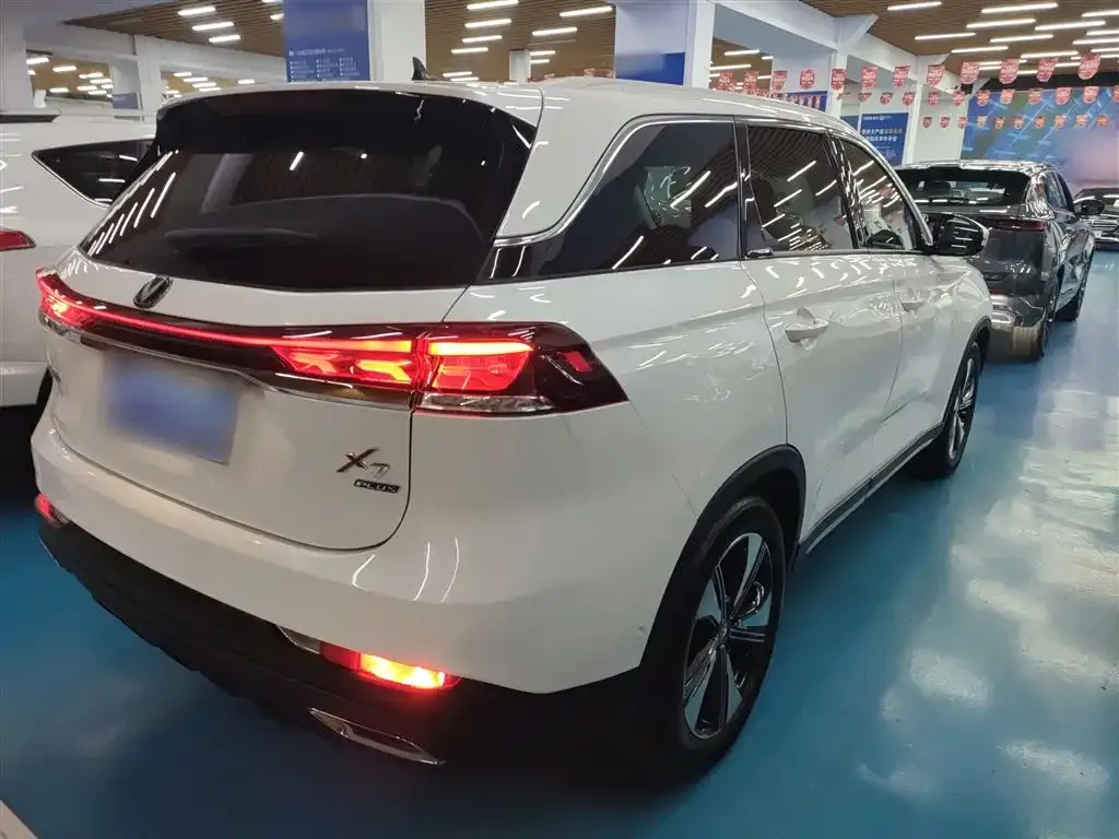 Changan X7 PLUS — фото 5