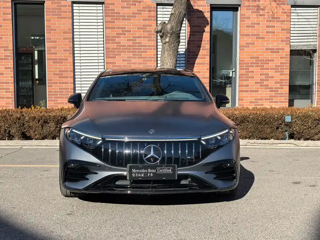 Mercedes-Benz EQS AMG — фото 4