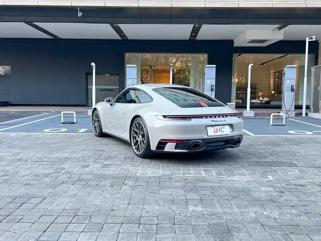 Porsche 911 — фото 2