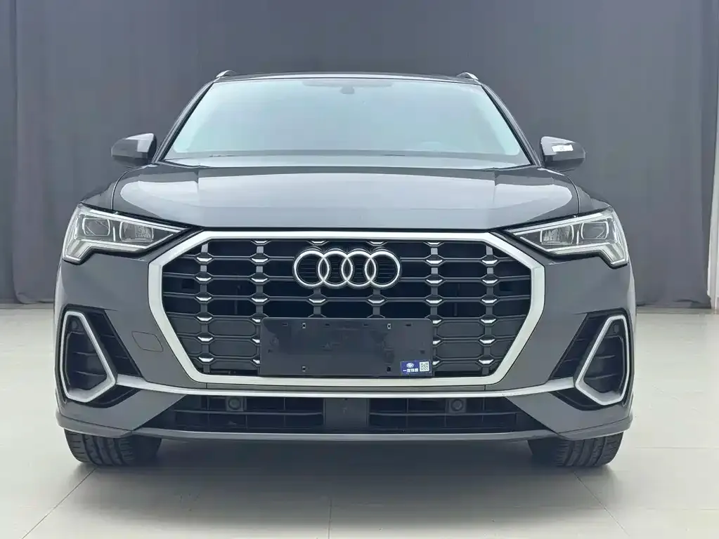 Audi Q3 — фото 7