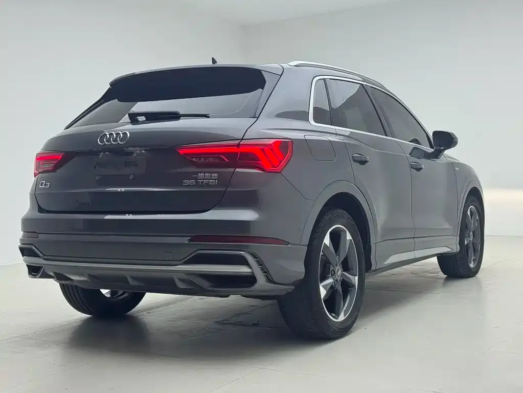 Audi Q3 — фото 9