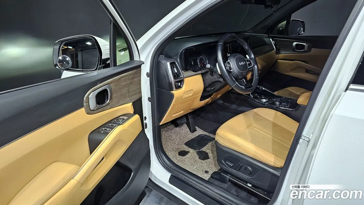 Kia Sorento — фото 8