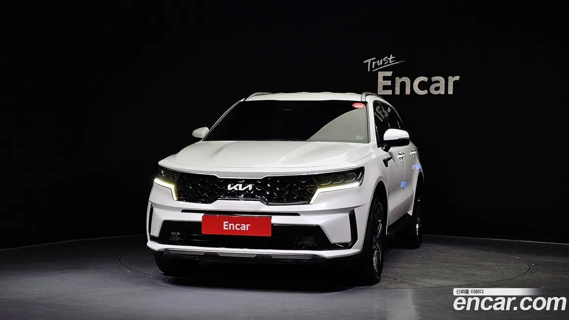 Kia Sorento — фото 9