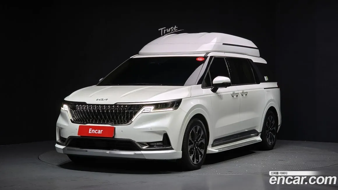 Kia Carnival — фото 1