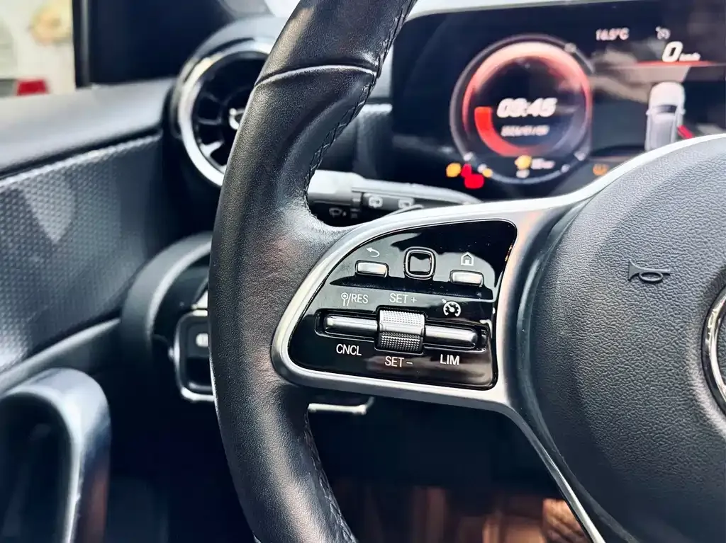 Mercedes-Benz A-Class (Import) — фото 4