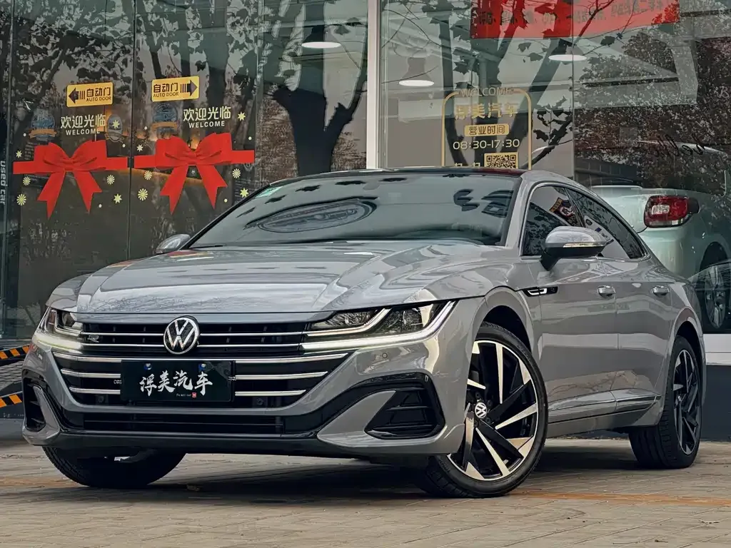Volkswagen CC — фото 1