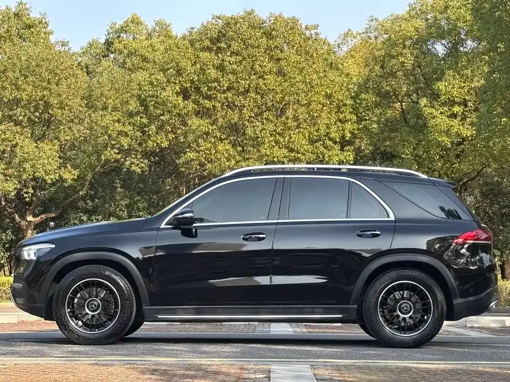 Mercedes-Benz GLE — фото 10