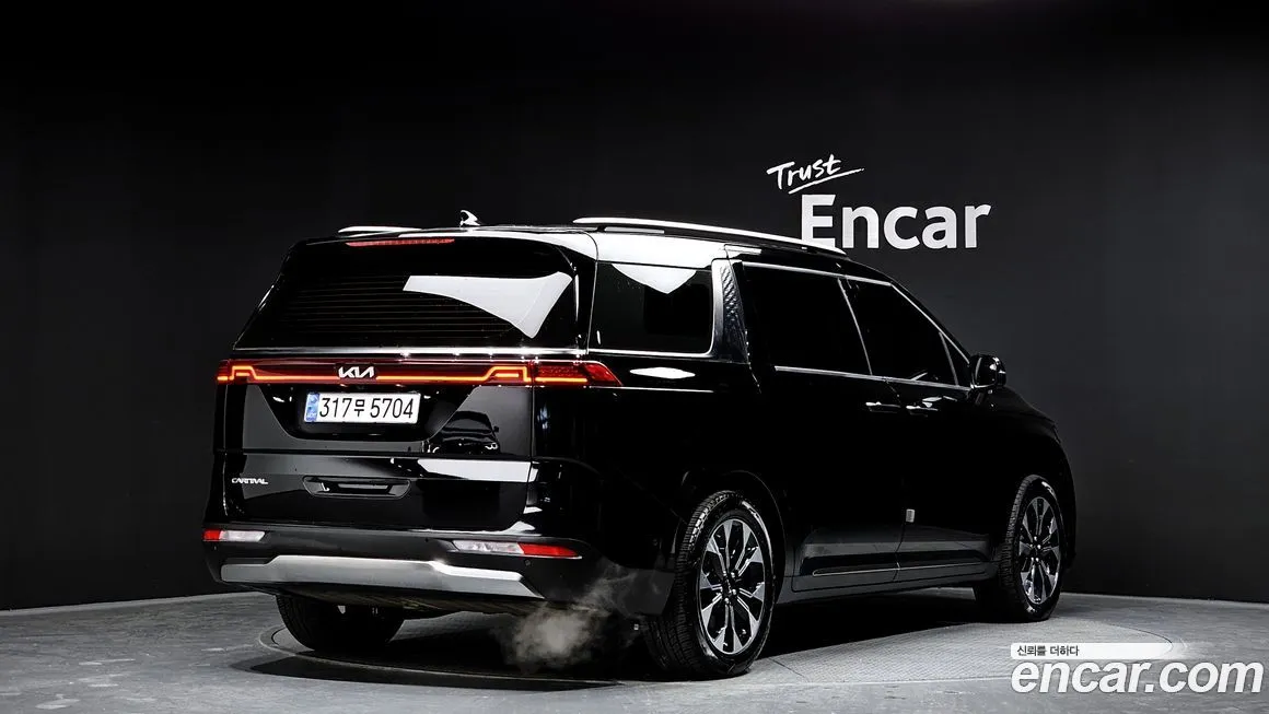 Kia Carnival — фото 2