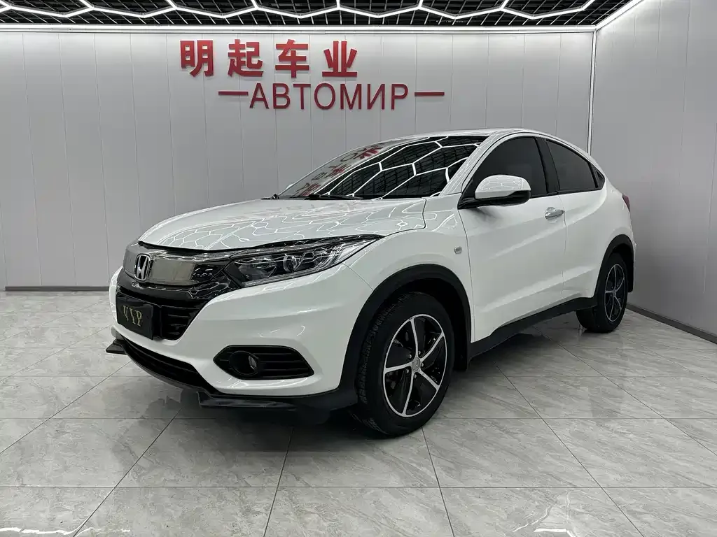 Honda Vezel — фото 1