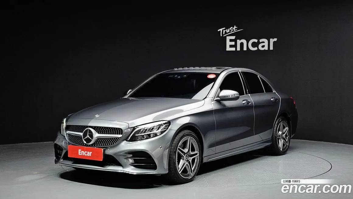 Mercedes-Benz C-Class — фото 1