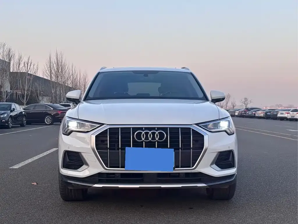 Audi Q3 — фото 2