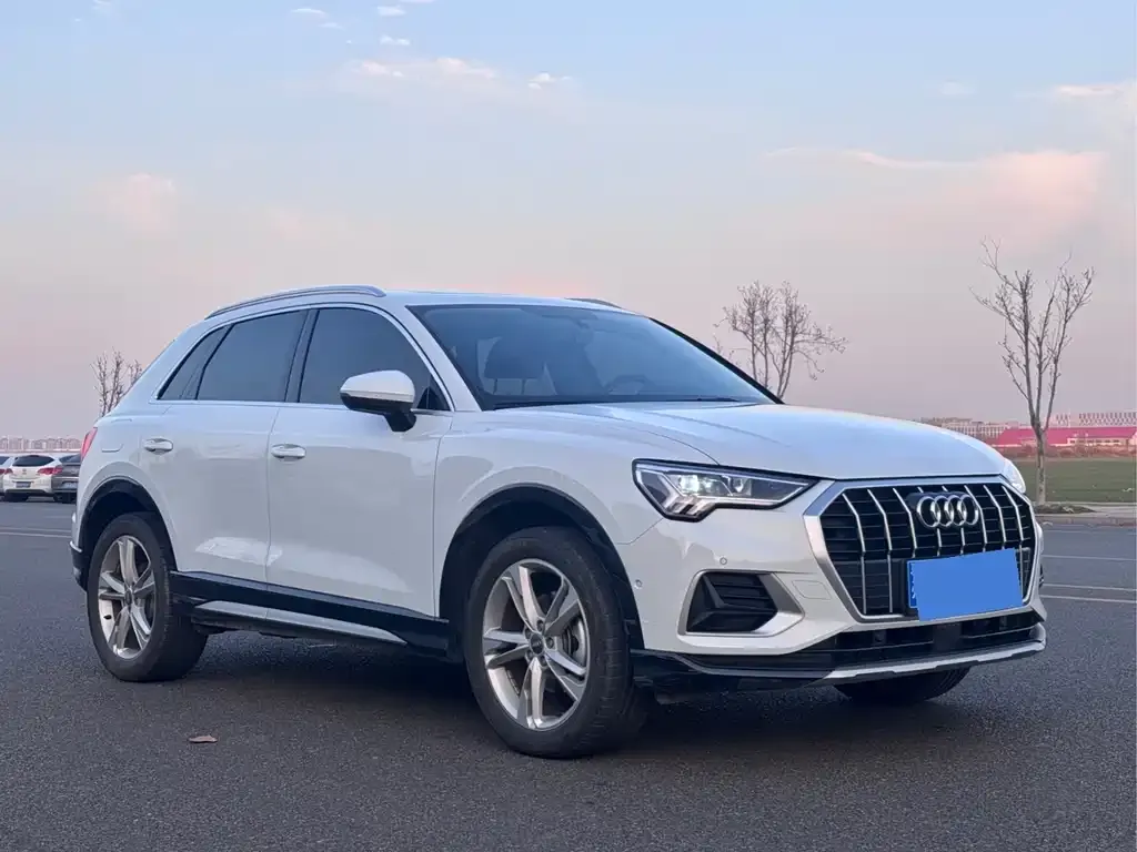 Audi Q3 — фото 3