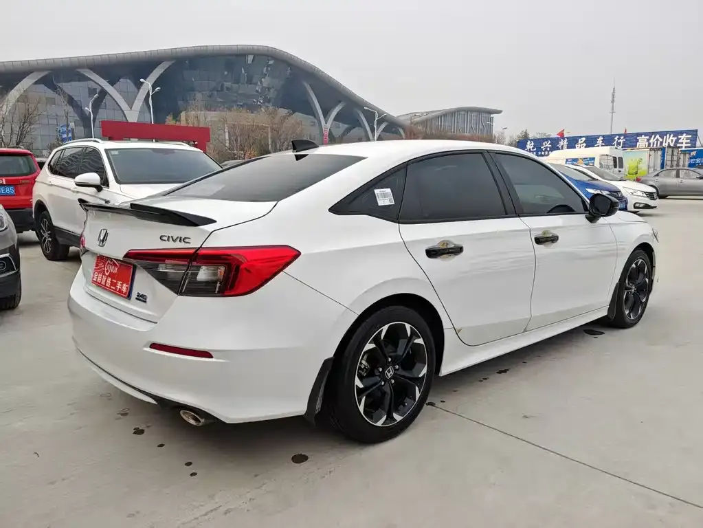 Honda Civic — фото 2