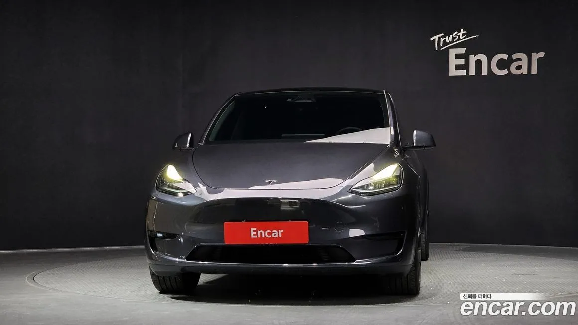 Tesla Model Y — фото 3
