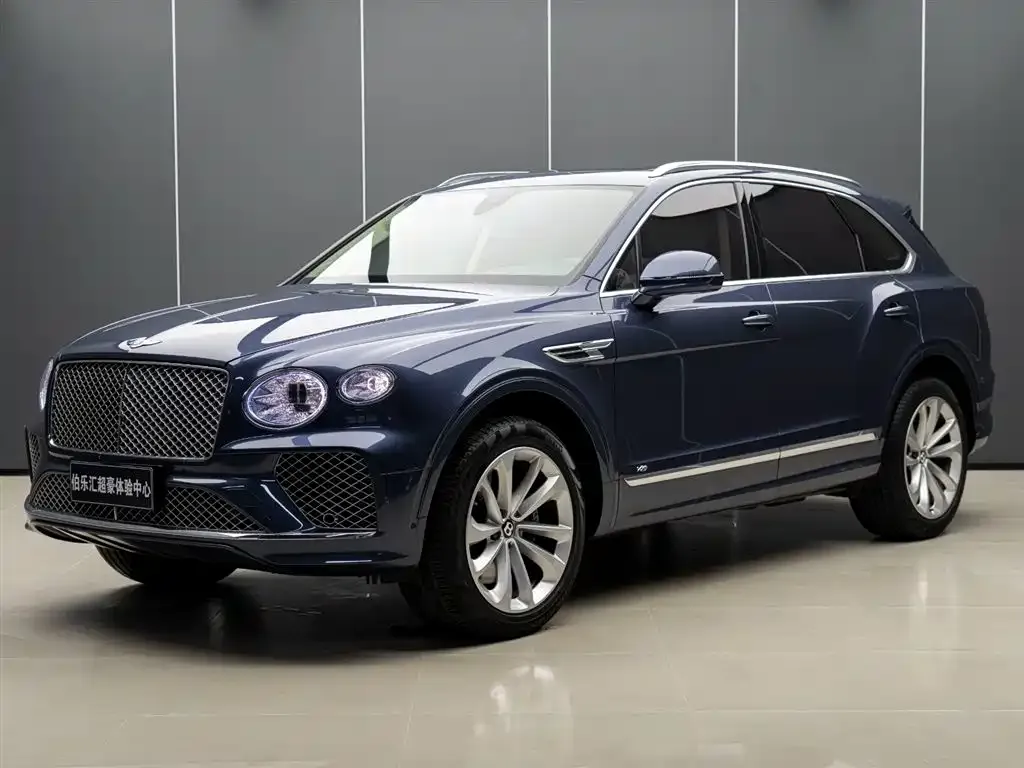 Bentley Bentayga — фото 1