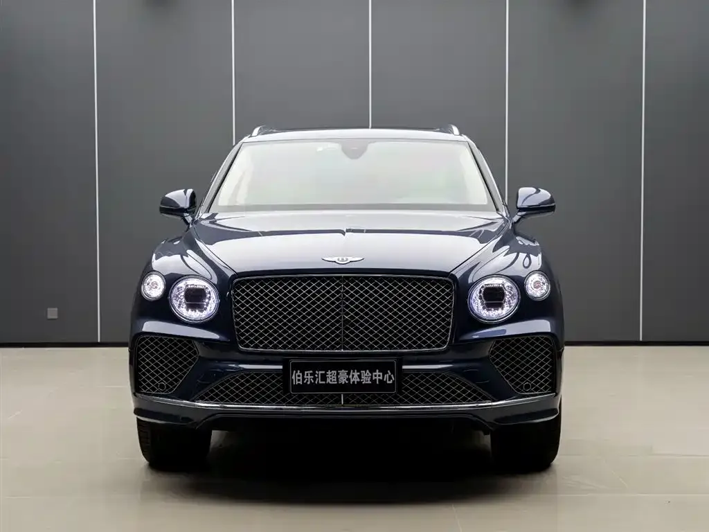 Bentley Bentayga — фото 4