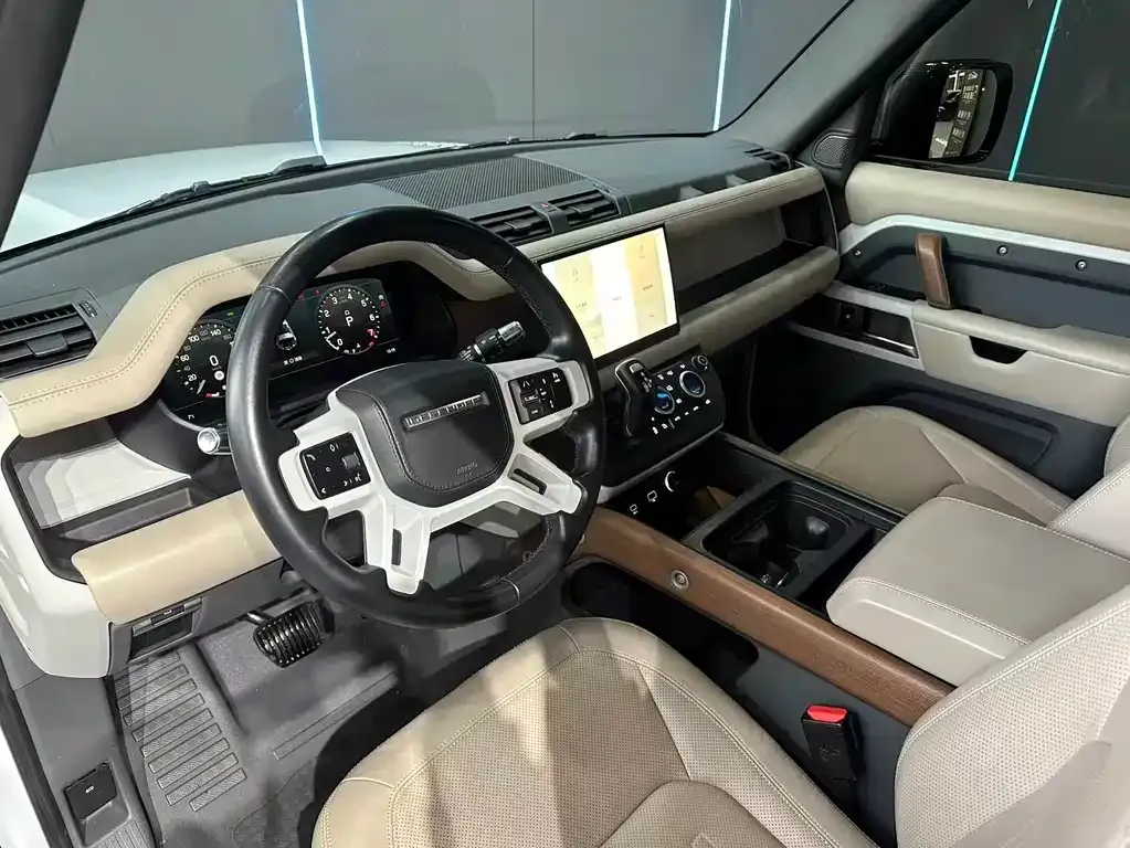 Land Rover Defender — фото 4