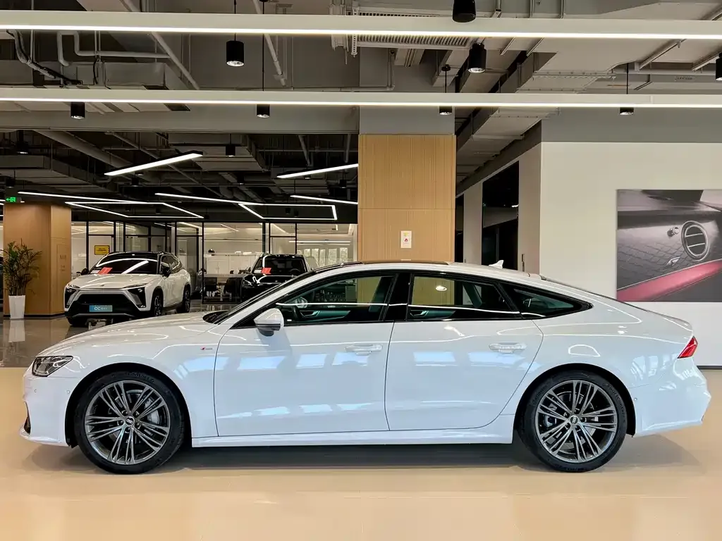 Audi A7 — фото 5