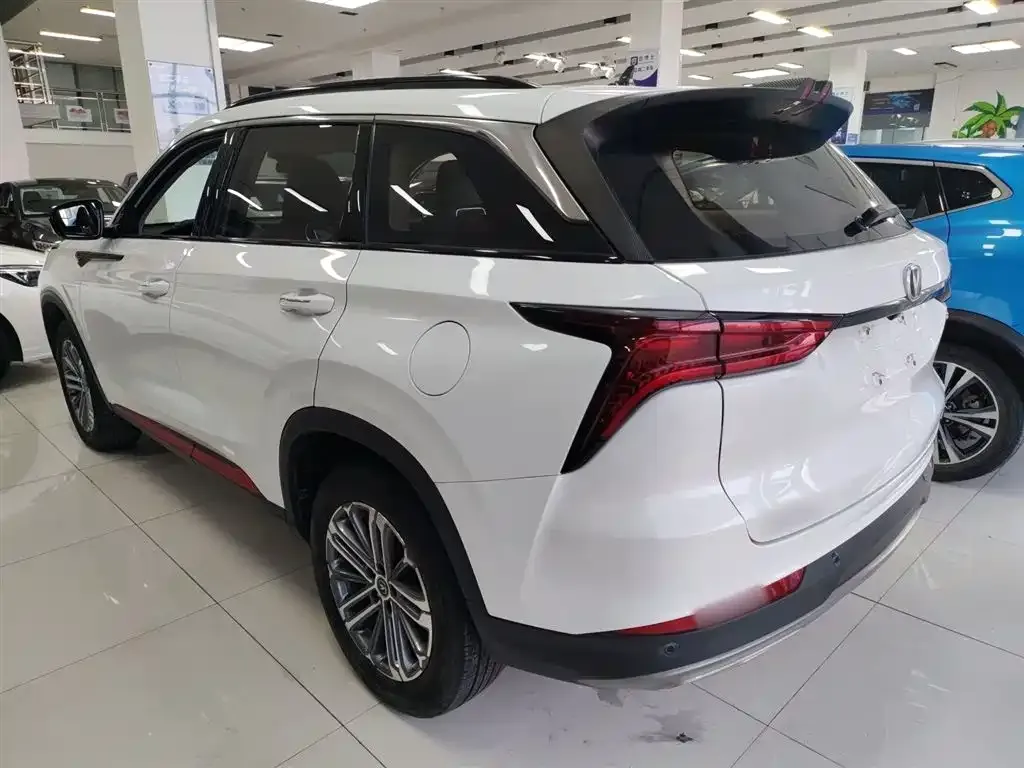 Changan CS75PLUS — фото 7
