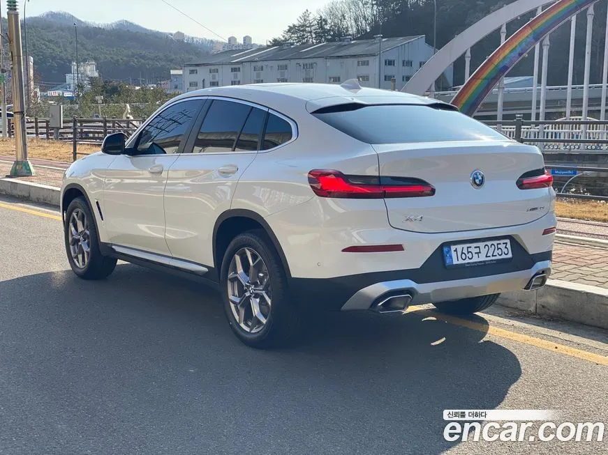 BMW X4 — фото 4