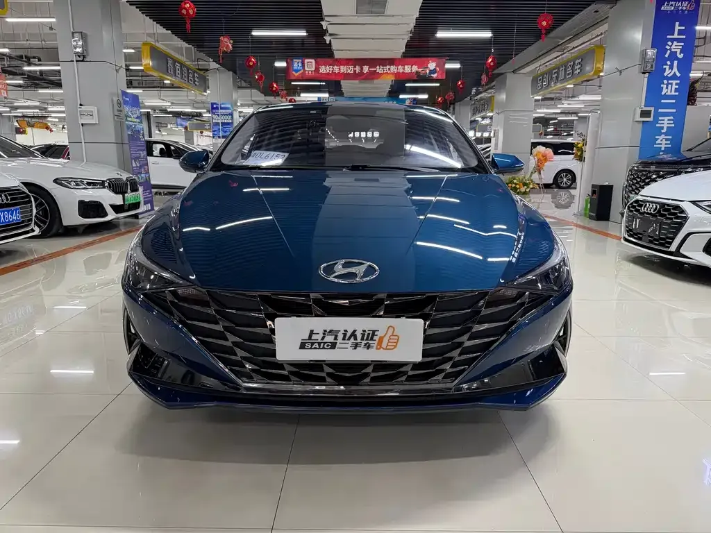 Hyundai Elantra — фото 2