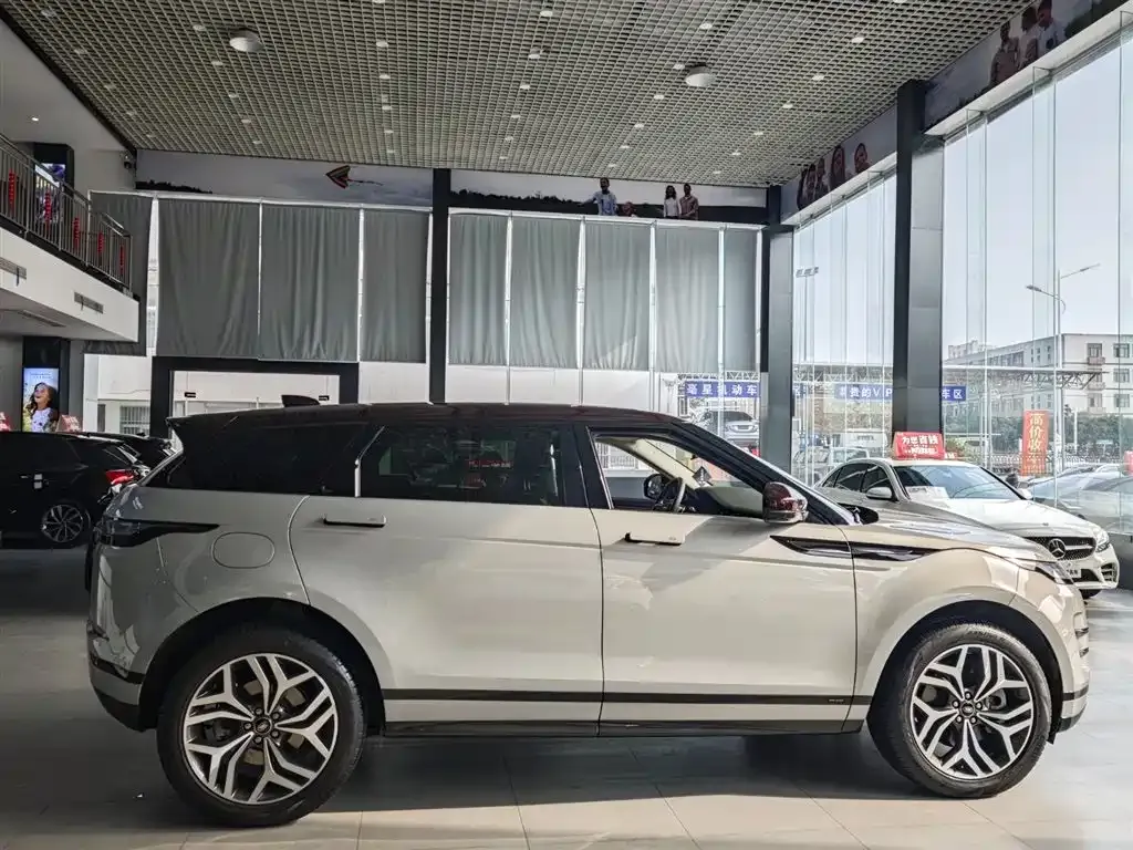 Land Rover Evoque — фото 5