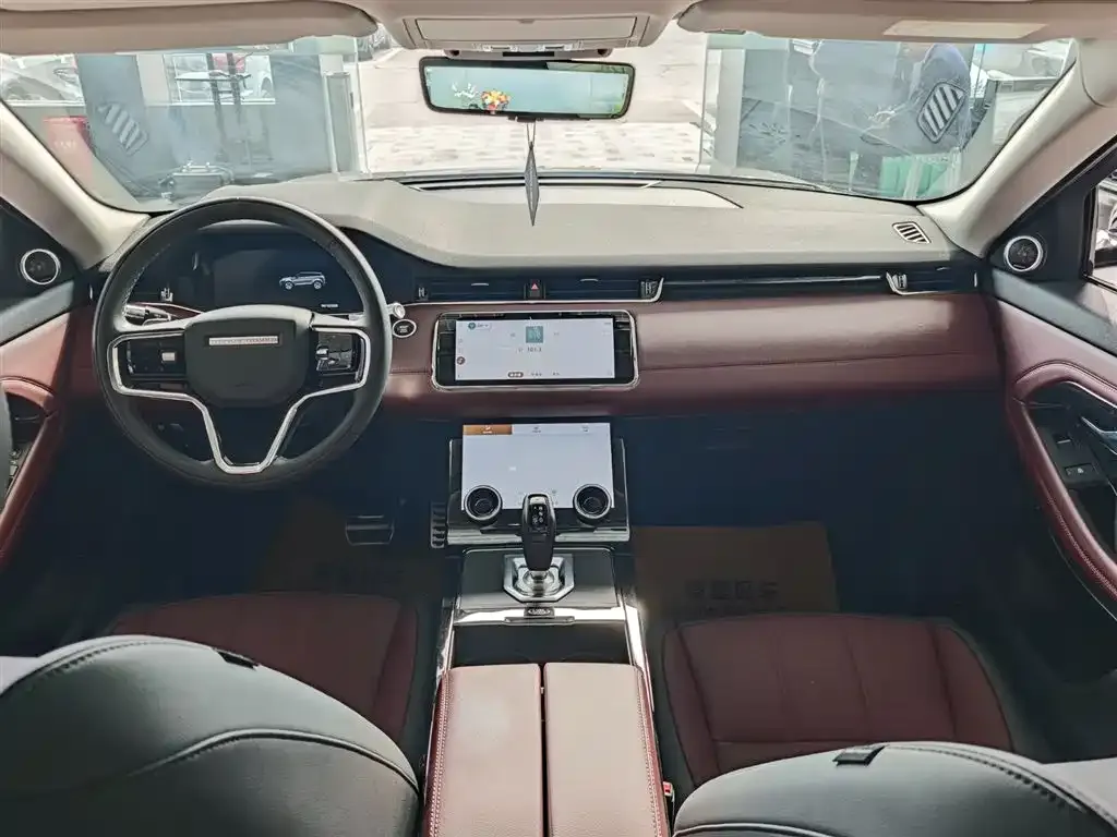Land Rover Evoque — фото 8