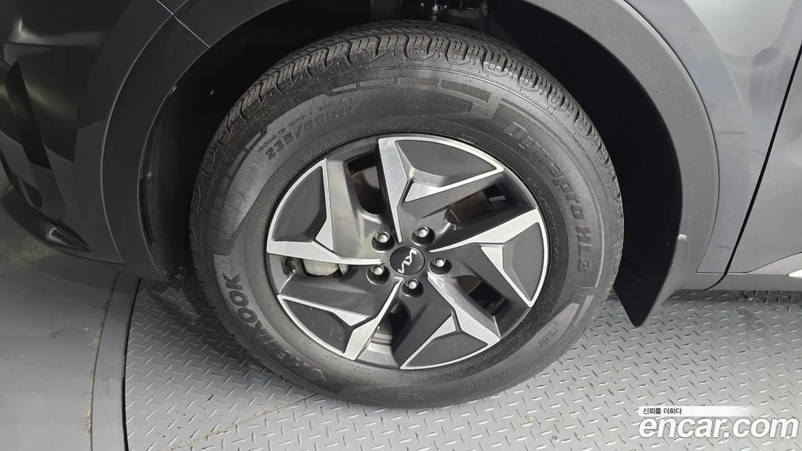 Kia Sorento — фото 9