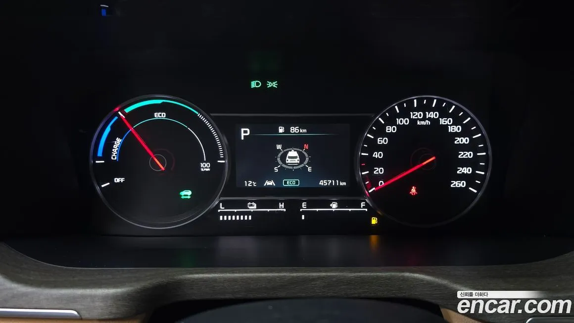 Kia Sorento — фото 5
