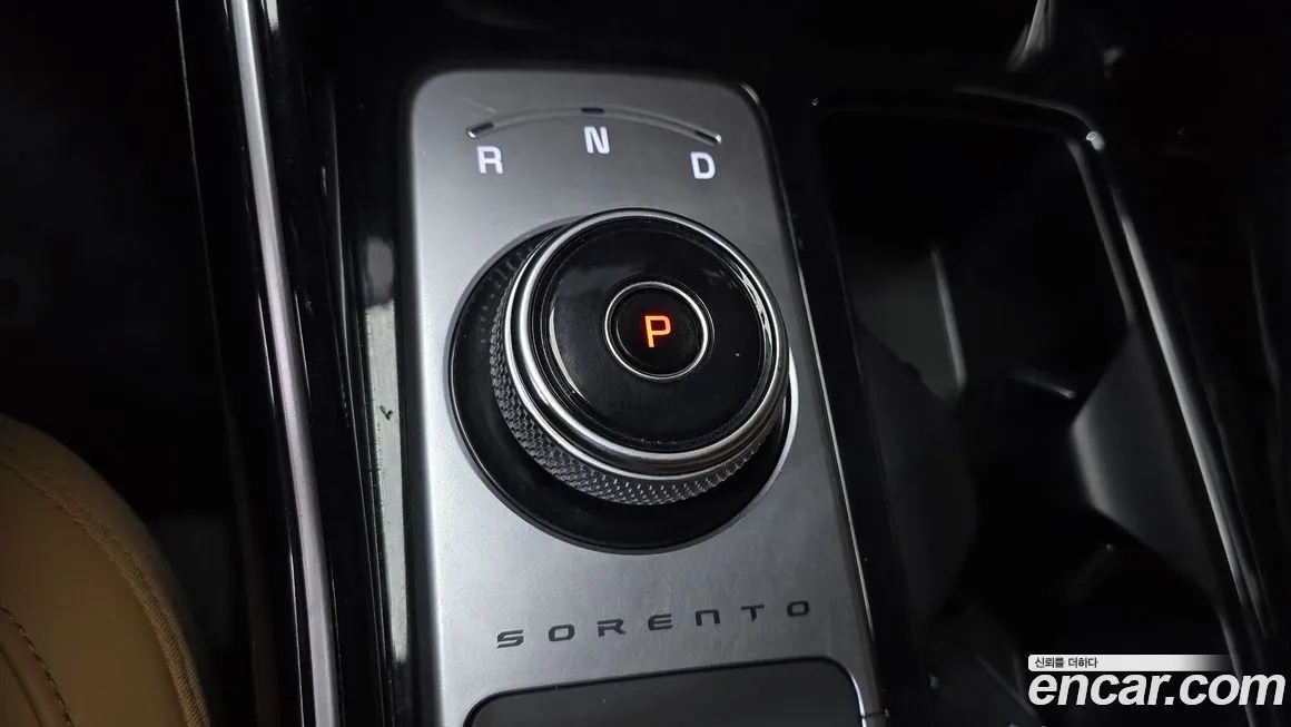 Kia Sorento — фото 6