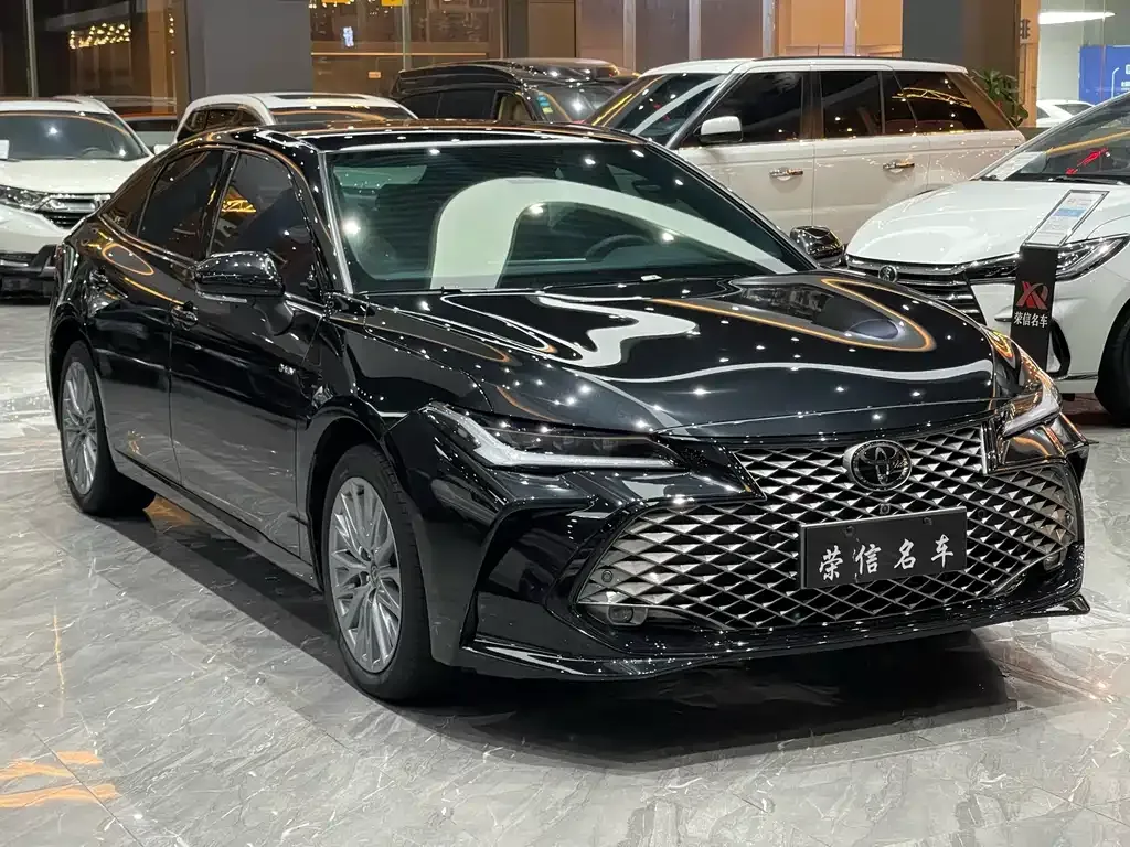 Toyota Avalon — фото 9