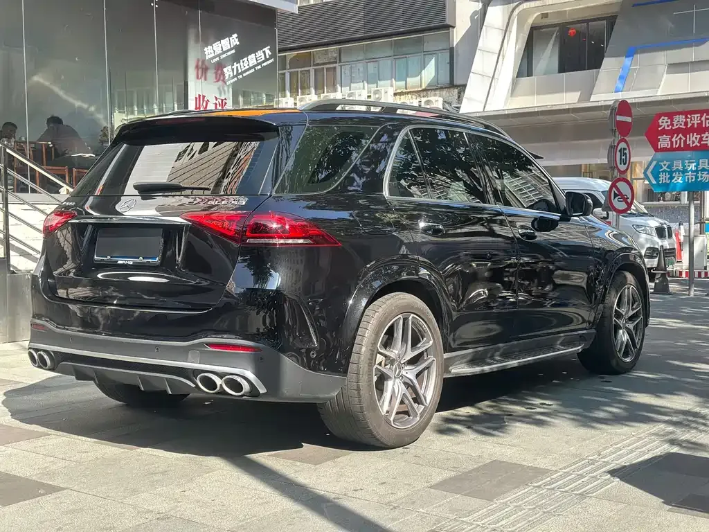 Mercedes-Benz GLE AMG — фото 10