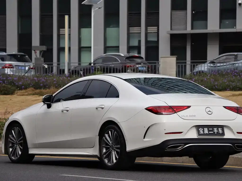 Mercedes-Benz CLS — фото 6