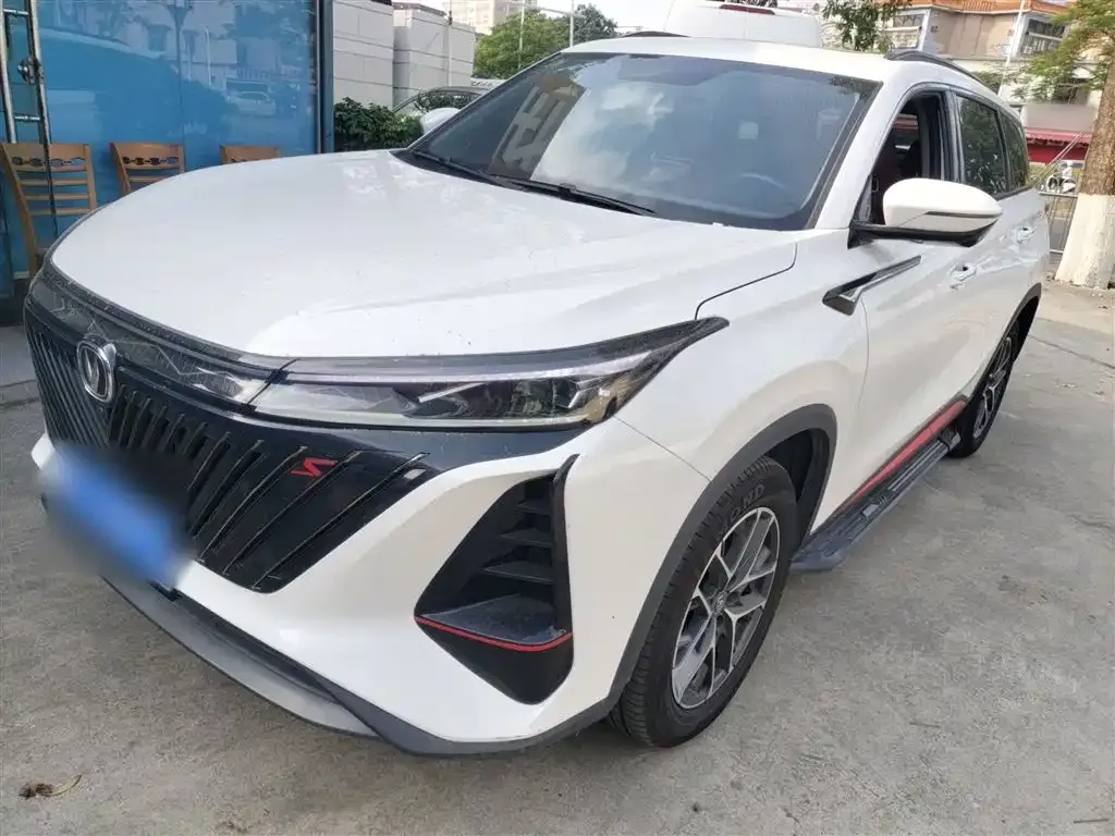 Changan CS75PLUS — фото 1