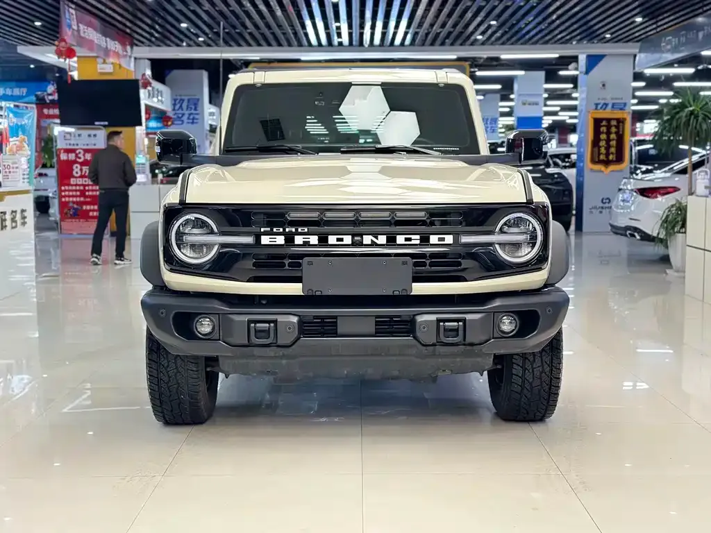 Ford Bronco — фото 4