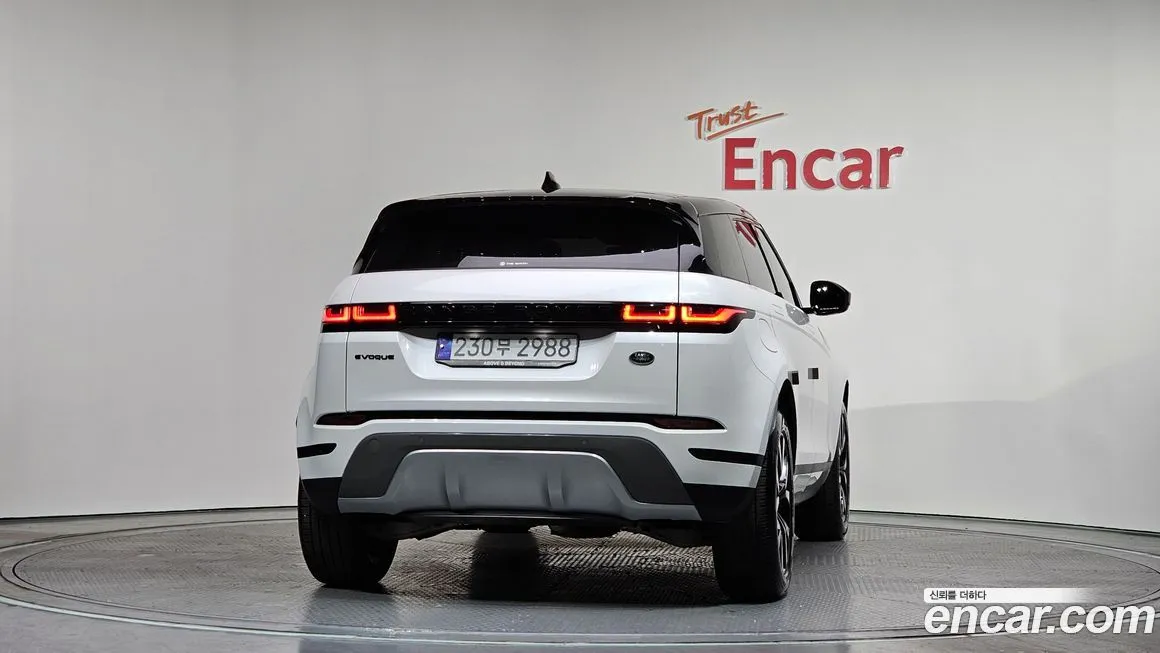 Land Rover Range Rover Evoque — фото 3
