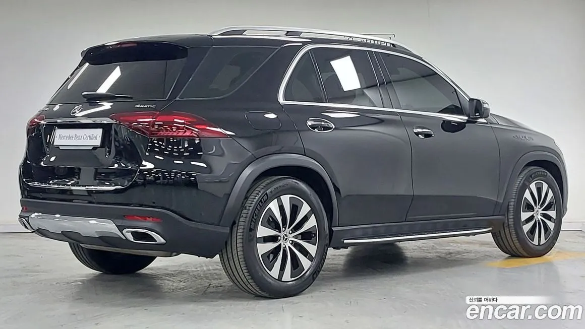 Mercedes-Benz GLE-Class — фото 5