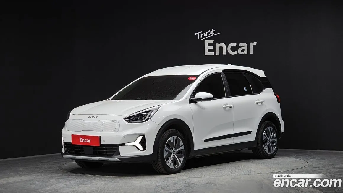 Kia Niro — фото 1