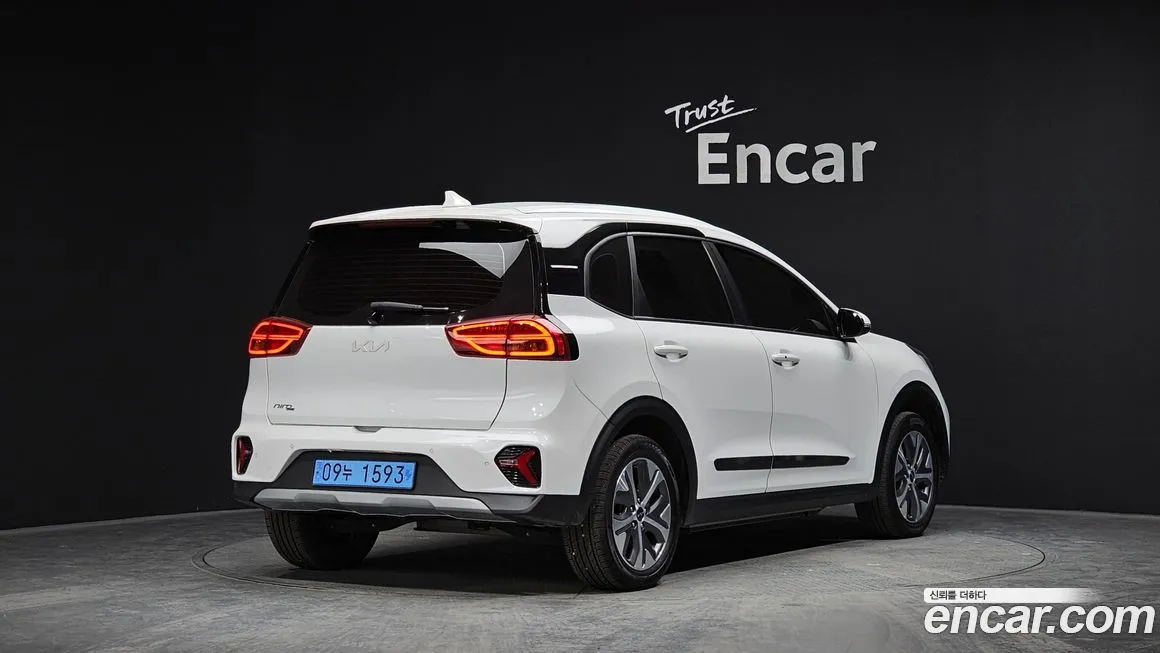 Kia Niro — фото 2