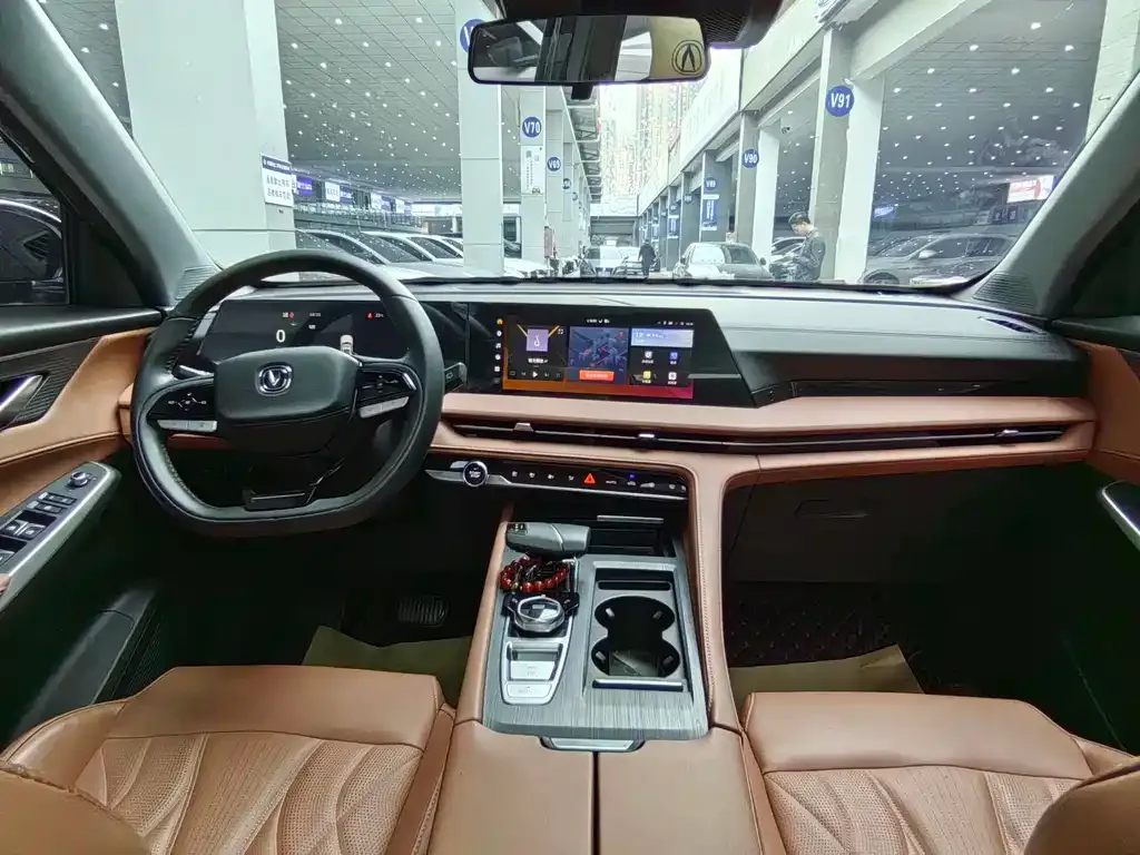 Changan CS75PLUS — фото 3