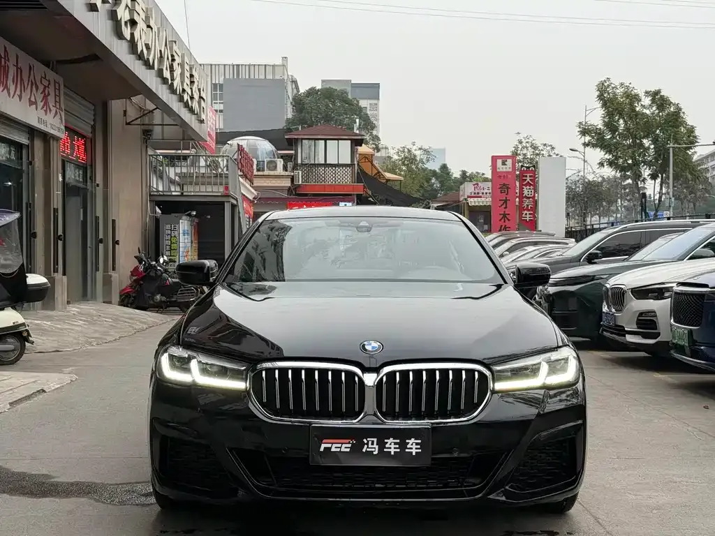 BMW 5 Series — фото 2